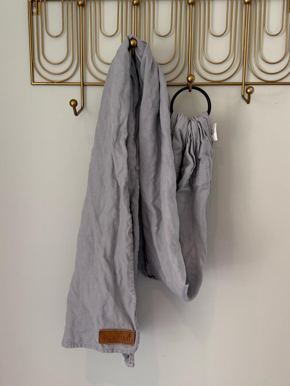 Wildbird (Dove color I believe) ring sling